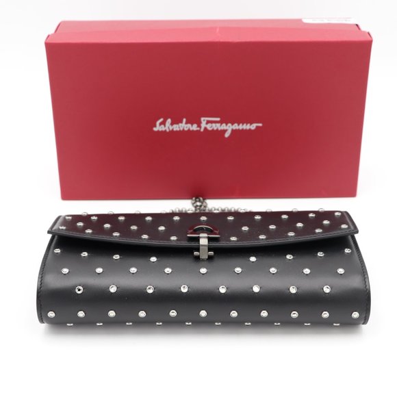 NWT Salvatore Ferragamo Gancini Clip Black Leather Studded Mini Bag Clutch - Picture 3 of 10